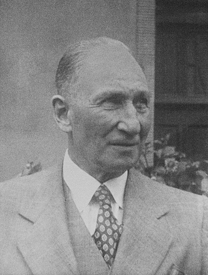 L.J. Schott, Founder, L J Schott Co (Predecessor to Schott Performance Fabrics), circa 1948 L.J. Schott, Founder, L J Schott Co (Predecessor to Schott Performance Fabrics), circa 1948